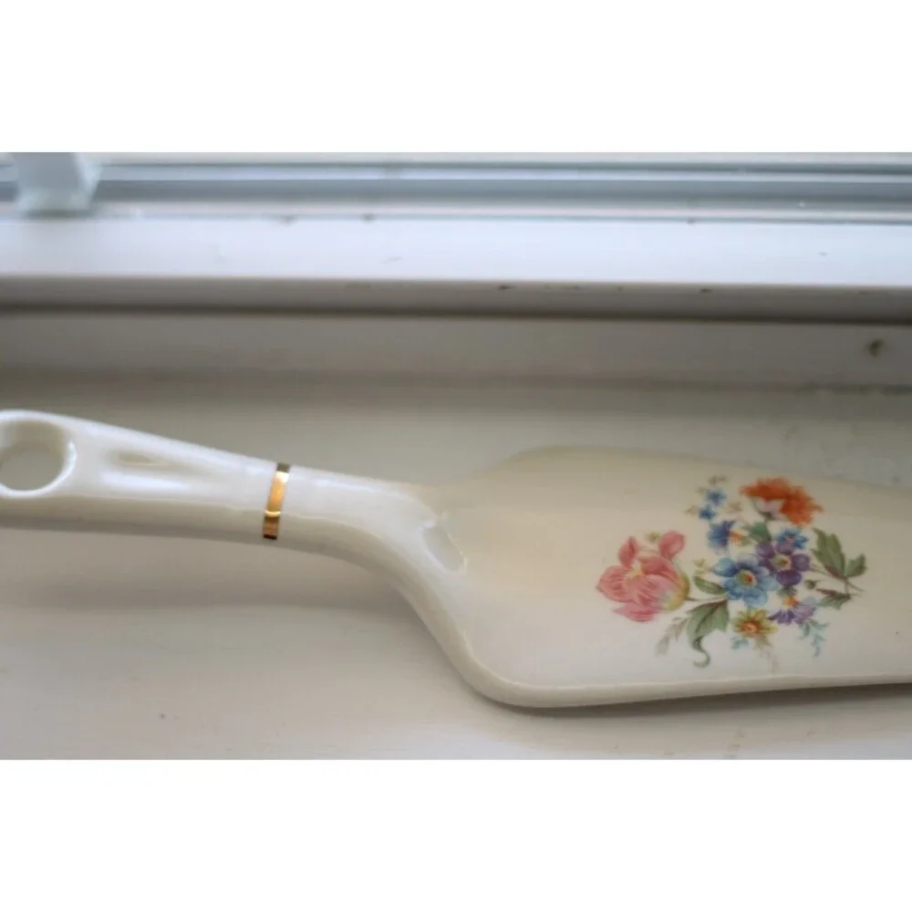 Vintage Porcelain Cake Pie Dessert Server Flowers